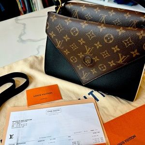 Rare Louis Vuitton Double V Noir handbag.